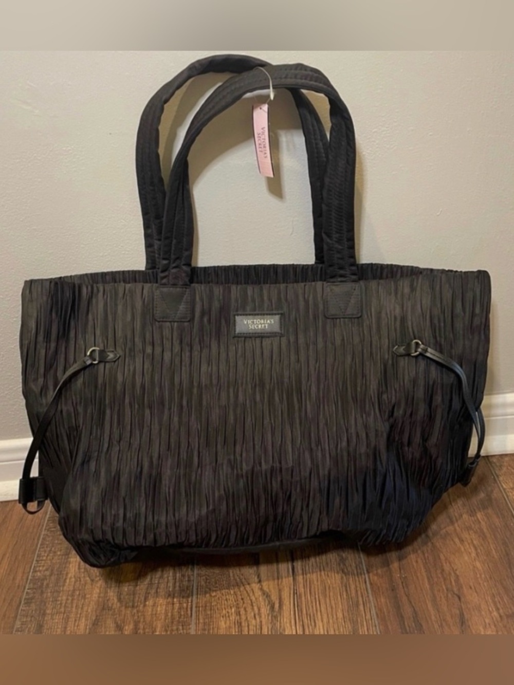 Victoria's Secret Black Tote Bag 2017 Limited Edition Pleated Side Pulls